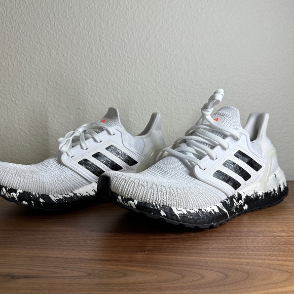 Wmns Ultraboost 20 ‘Paint Splatter - White / Black’. Rare colorway. - Picture 1 of 5